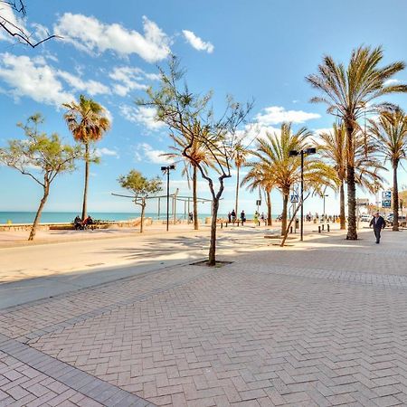 Apartamento A 1 Minuto De La Playa Фуeнхирола Екстериор снимка