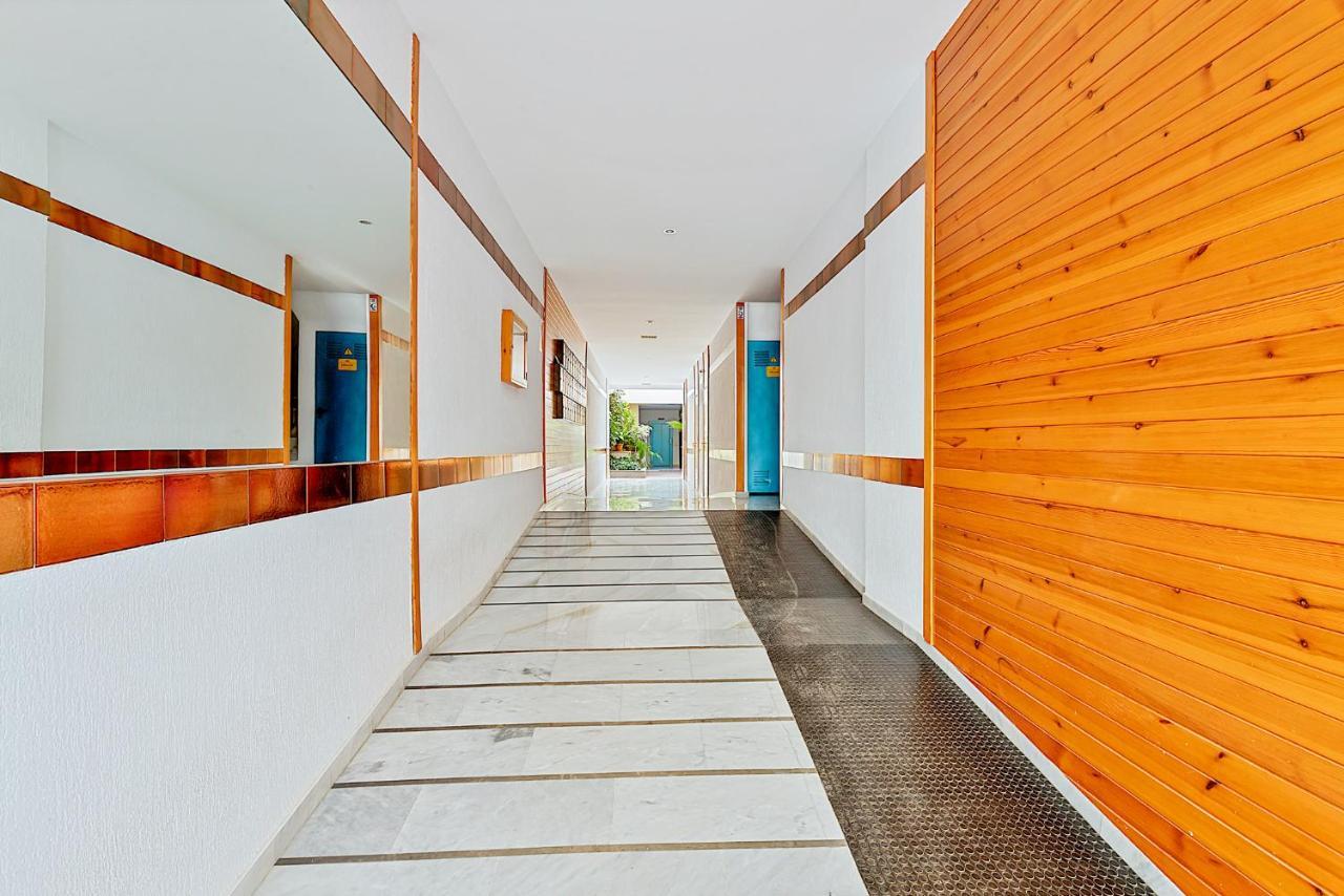 Apartamento A 1 Minuto De La Playa Фуeнхирола Екстериор снимка