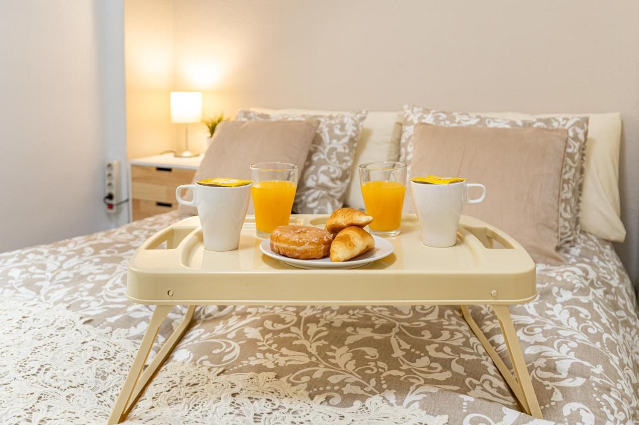 Apartamento A 1 Minuto De La Playa Фуeнхирола Екстериор снимка